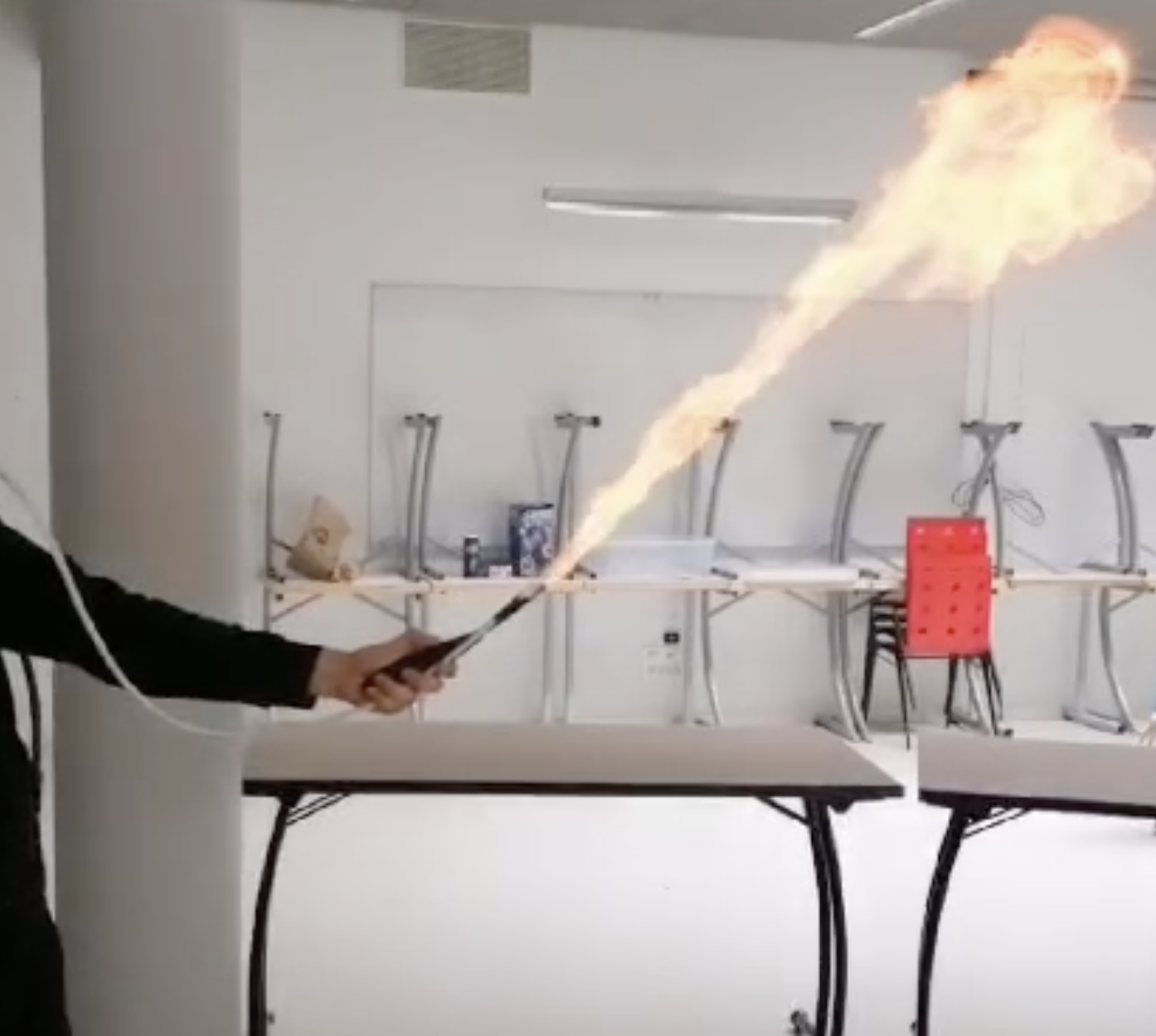 Lance-flammes à la farine